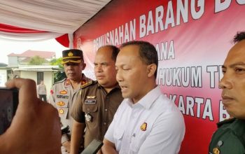Heboh! Jaksa Terima Rp500 Juta, DE JURE Desak Kejagung Tak Lindungi Pejabat Bermasalah